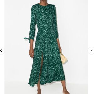 REFORMATION Dress Holiday Green Delicate  Flowy midi dress size 4 NWT